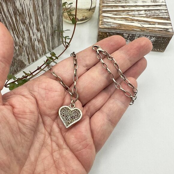 Vintage Sterling Silver Filigree Heart Necklace - Picture 4 of 5